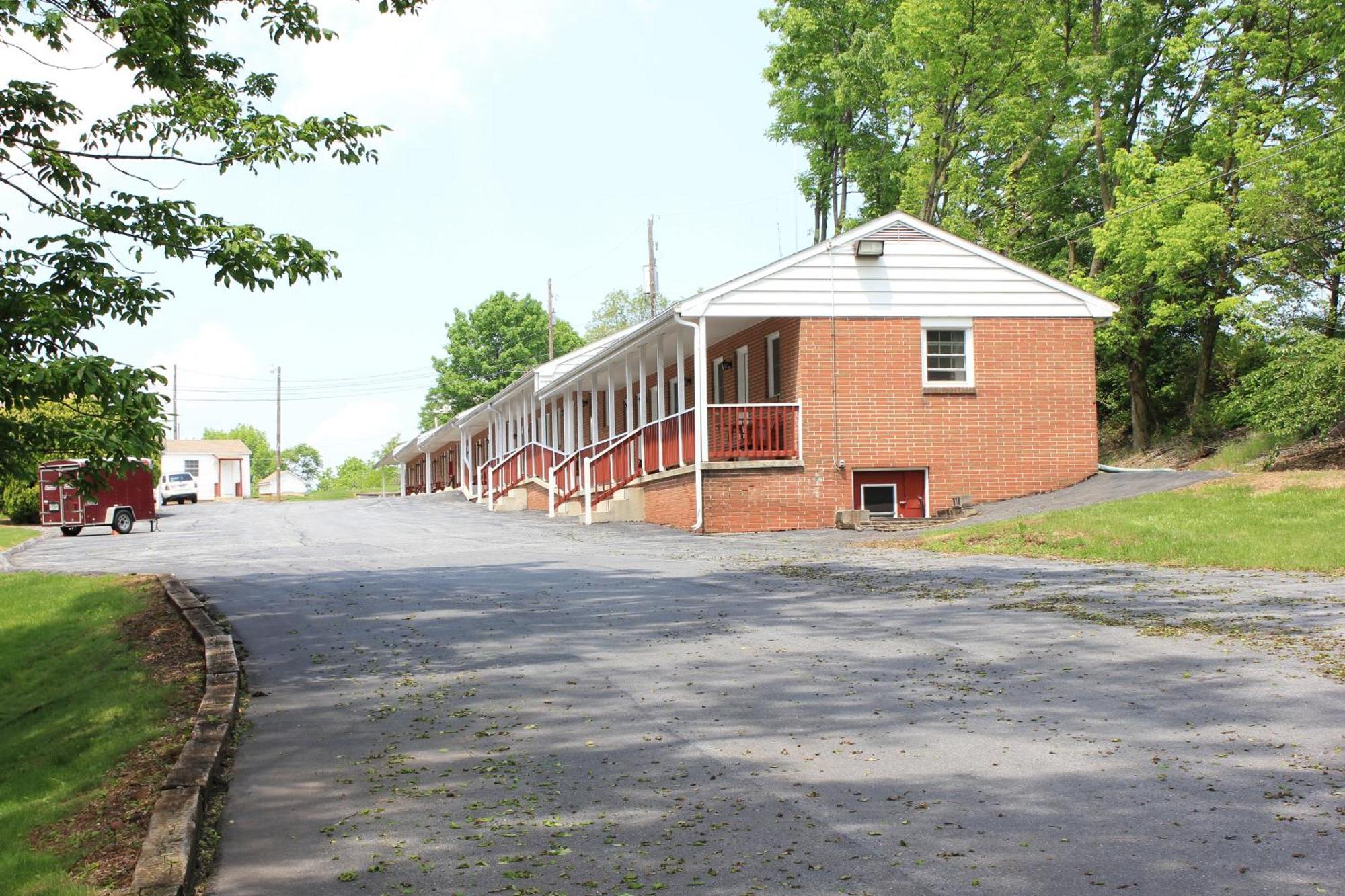 Penn Amish Motel *